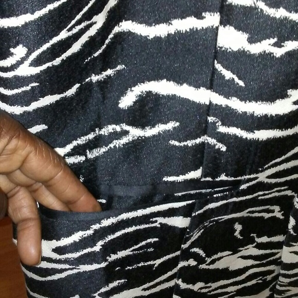 Blazer - Picture 4 of 4